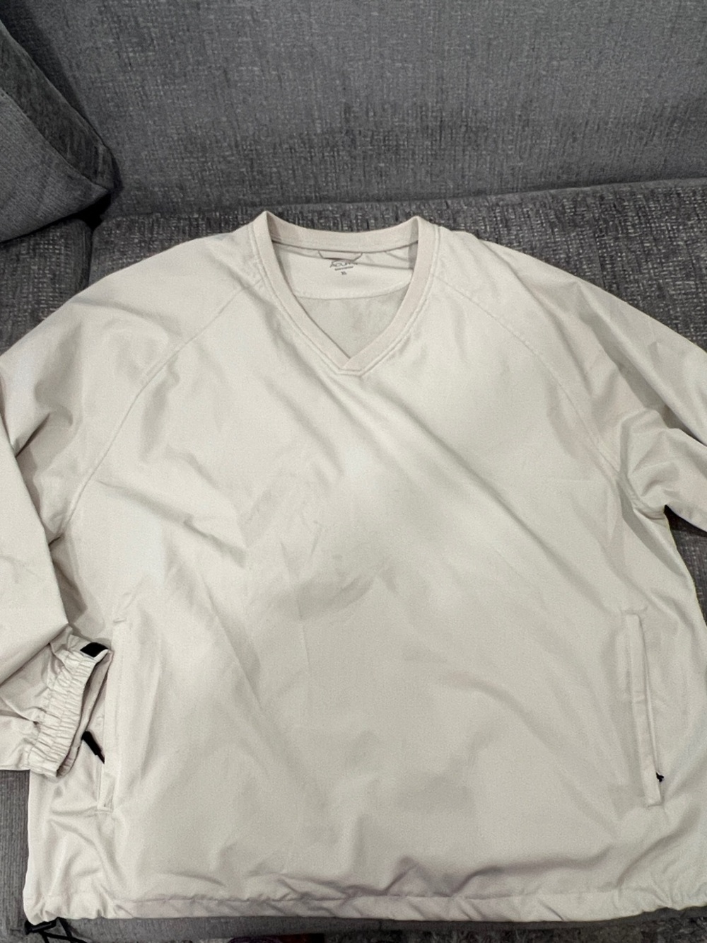 Acuity golf windshirt pullover